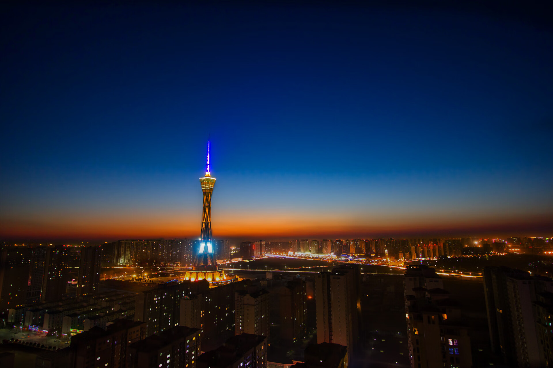 “德甲争冠集团逐渐成形，豪门持续发力”，德甲冠军规则